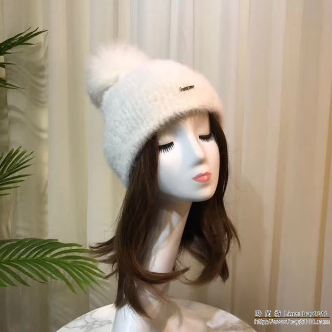 Supreme 剪水鑽搭配名媛款 時尚毛絨款針織帽 LLWJ5832